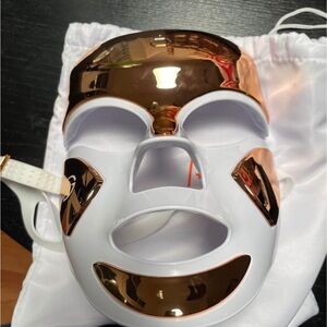 Dr Dennis Gross LED Light Therapy Mask